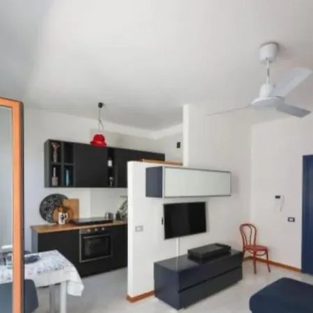 Double Balcony Sea View Lejlighed *